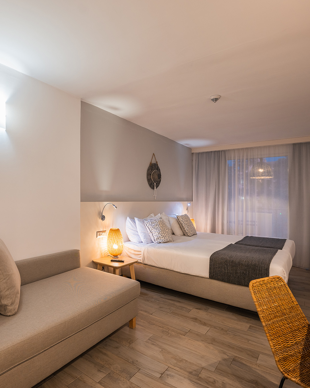 iHotel 163